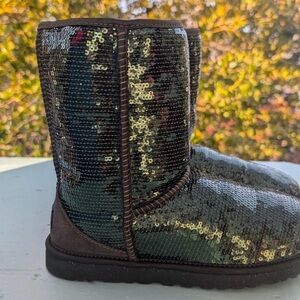UGG Kids Sequin Boots - Black and Gold